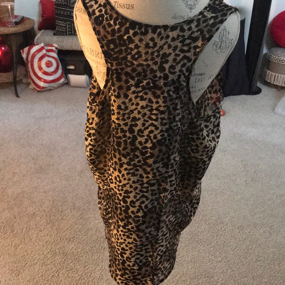 Leopard Print Racer Back Tank Top - Picture 4 of 6